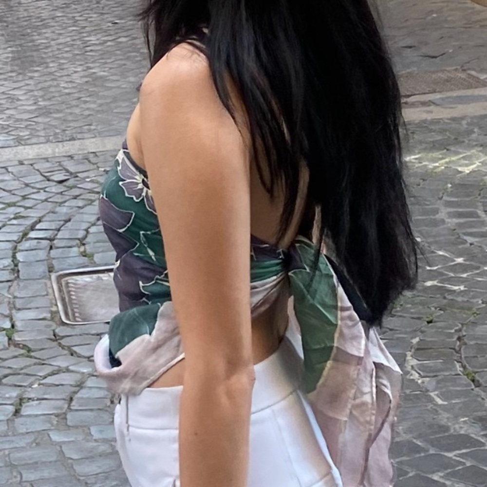 Floral Patterned Scarf - image 7